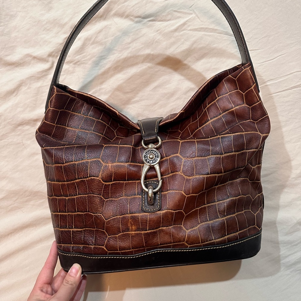 Dooney & Bourke shoulder bag